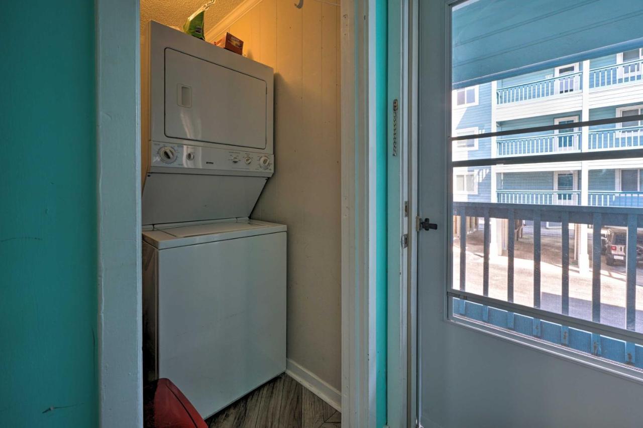 Condo With Balcony And Pool Walk To 2 Beach Accesses! 卡罗来纳比奇 外观 照片